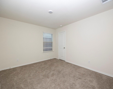 1503 Aleia Cove - Photo Thumbnail 9