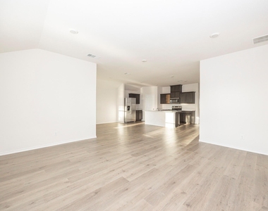 1503 Aleia Cove - Photo Thumbnail 21