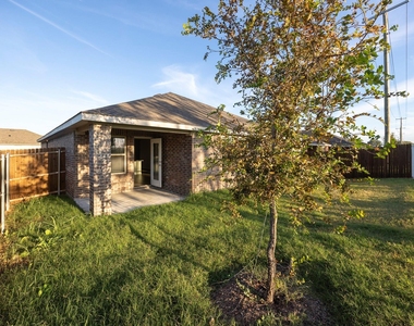 1503 Aleia Cove - Photo Thumbnail 29