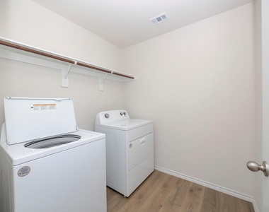 1503 Aleia Cove - Photo Thumbnail 10