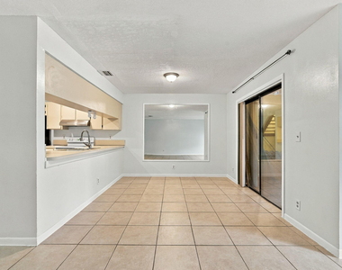 6180 Pine Tree Lane - Photo Thumbnail 29