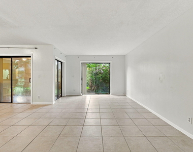 6180 Pine Tree Lane - Photo Thumbnail 26