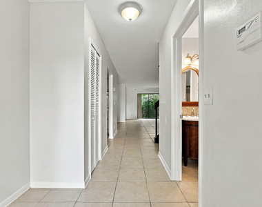 6180 Pine Tree Lane - Photo Thumbnail 25