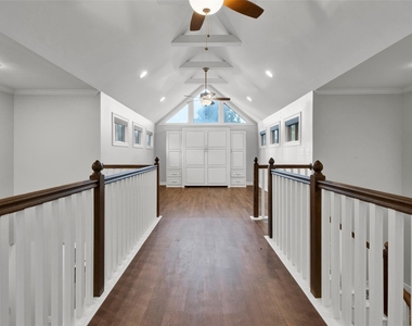 3815 Holly Ridge Drive - Photo Thumbnail 9