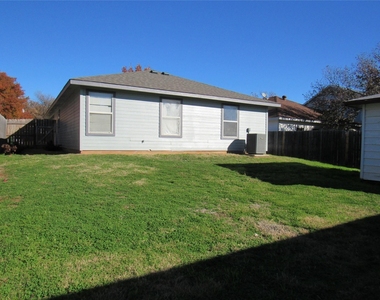 2920 Newport Avenue - Photo Thumbnail 24