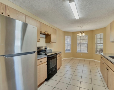 2920 Newport Avenue - Photo Thumbnail 18