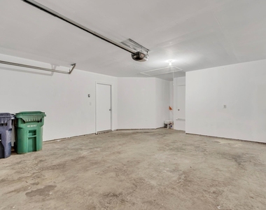 2920 Newport Avenue - Photo Thumbnail 21