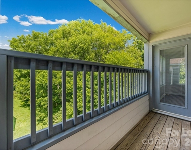8119 Tremaine Court - Photo Thumbnail 15