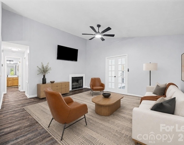 8119 Tremaine Court - Photo Thumbnail 9