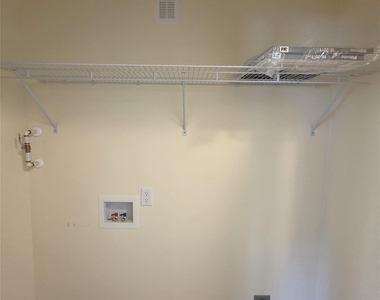 304 Crescent Street - Photo Thumbnail 12
