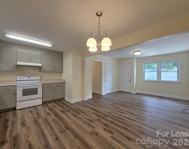 304 Crescent Street - Photo Thumbnail 5