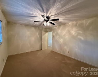 467 Stutts Road - Photo Thumbnail 11