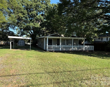 467 Stutts Road - Photo Thumbnail 1