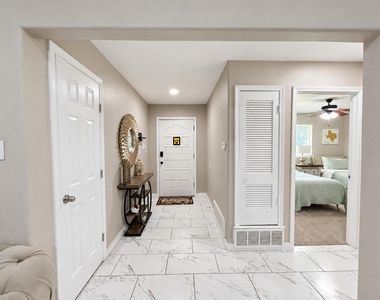 5125 Cloyce Court - Photo Thumbnail 3