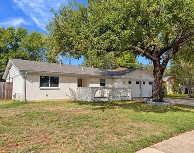 5125 Cloyce Court - Photo Thumbnail 2