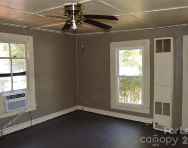 247 N Main Street - Photo Thumbnail 2