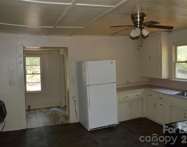 247 N Main Street - Photo Thumbnail 3