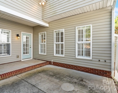 11930 Royal Castle Court - Photo Thumbnail 38