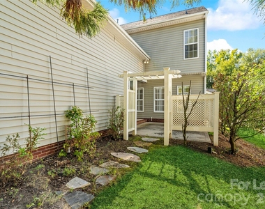 11930 Royal Castle Court - Photo Thumbnail 40