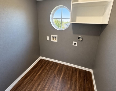5634 Indian Hill Drive - Photo Thumbnail 26