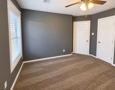 5634 Indian Hill Drive - Photo Thumbnail 16