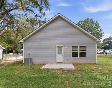 1023 N Ransom Street - Photo Thumbnail 9