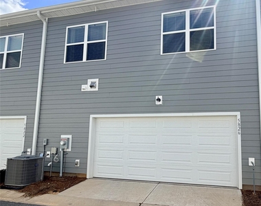 5826 Strathmore Court - Photo Thumbnail 36