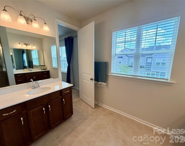 5826 Strathmore Court - Photo Thumbnail 20