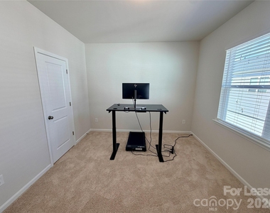5826 Strathmore Court - Photo Thumbnail 27