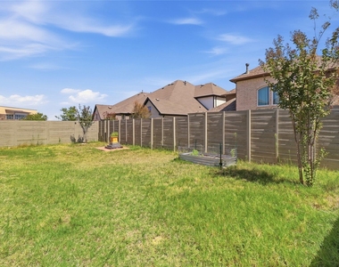 1816 Windy Lane - Photo Thumbnail 38