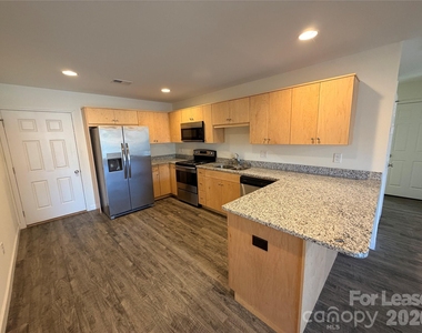 4012 Eugene Drive - Photo Thumbnail 2