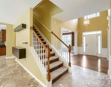 1907 Arbor Vista Drive - Photo Thumbnail 3