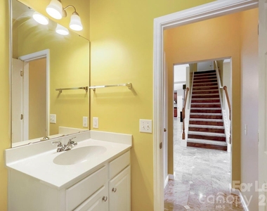 1907 Arbor Vista Drive - Photo Thumbnail 14