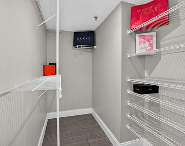 20 Royal Palm Way - Photo Thumbnail 20