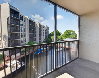 20 Royal Palm Way - Photo Thumbnail 18
