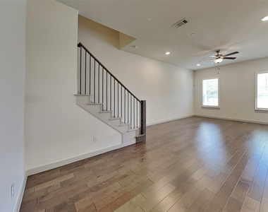 7362 Sprangletop Street - Photo Thumbnail 6