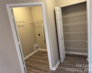3103 Summercroft Lane - Photo Thumbnail 21