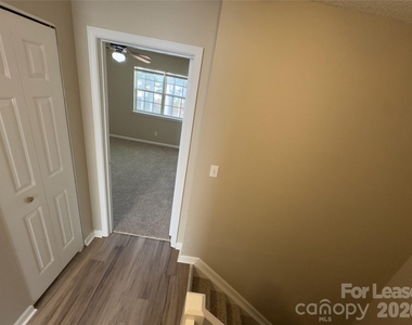 3103 Summercroft Lane - Photo Thumbnail 25