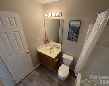 3103 Summercroft Lane - Photo Thumbnail 22