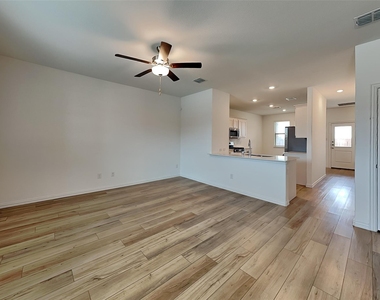 3409 Marino Drive - Photo Thumbnail 3