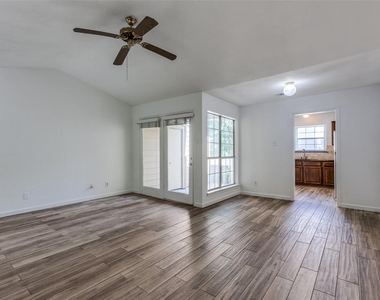 14277 Preston Road - Photo Thumbnail 5