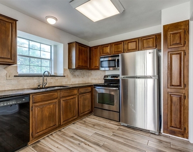 14277 Preston Road - Photo Thumbnail 7