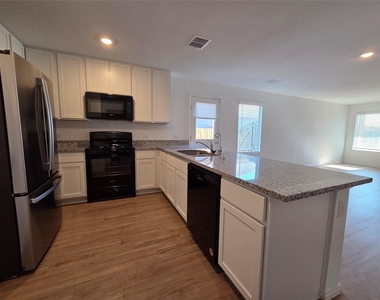 1001 Mountain Laurel Road - Photo Thumbnail 5