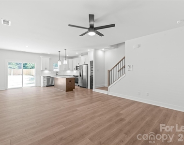 2023 Wilson Avenue - Photo Thumbnail 4