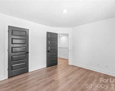 2023 Wilson Avenue - Photo Thumbnail 25