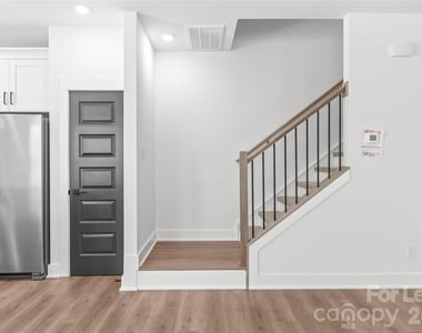 2023 Wilson Avenue - Photo Thumbnail 13