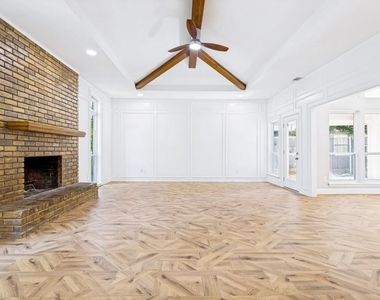3001 Malibu Place - Photo Thumbnail 7