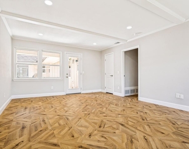 3001 Malibu Place - Photo Thumbnail 24
