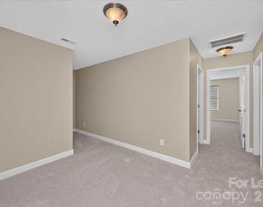 1030 Kaiser Way - Photo Thumbnail 32