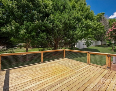 1030 Kaiser Way - Photo Thumbnail 37